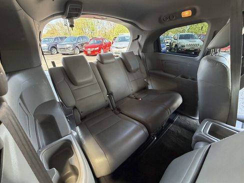 Used 2016 Honda Odyssey EX-L image 17