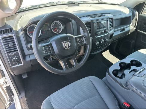 Used 2018 RAM 1500 Express RWD image 12