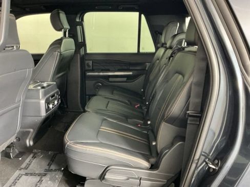 Used 2024 Ford Expedition Max Platinum AWD/4WD image 30