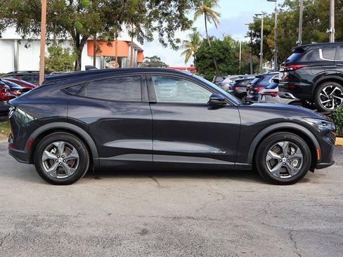 Used 2022 Ford Mustang Mach-E Select image 18