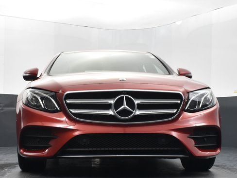 Used 2020 Mercedes-Benz E 350 Sedan image 42