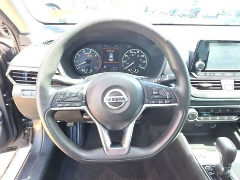 Used 2021 Nissan Altima 2.5 S FWD image 15