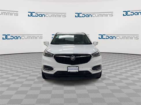 Used 2018 Buick Enclave Premium image 3