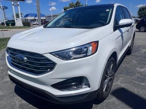 Used 2020 Ford Edge Titanium AWD/4WD image 5