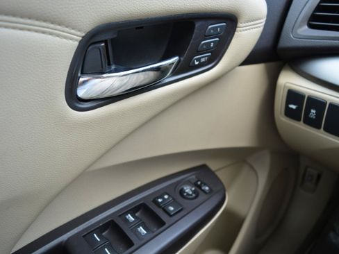 Used 2017 Acura RDX AWD image 29