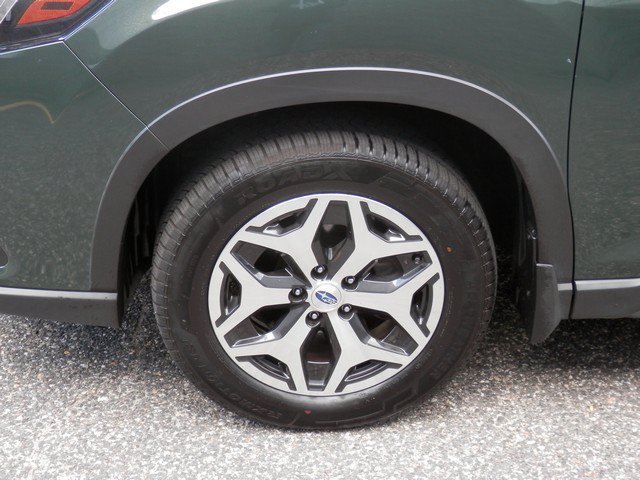 Used 2023 Subaru Forester Premium AWD/4WD image 13