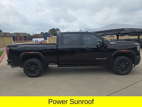 Used 2025 GMC Sierra 2500 AT4 w/ AT4 Premium Plus Package AWD/4WD image 6