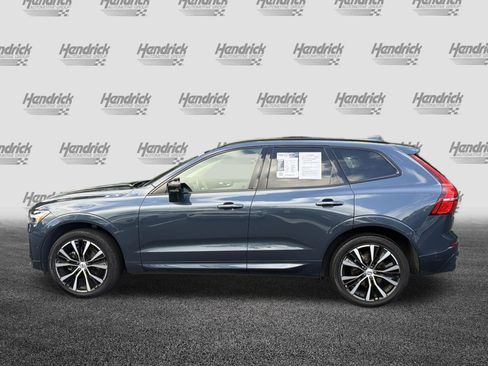 Certified 2024 Volvo XC60 B5 Plus AWD/4WD image 7
