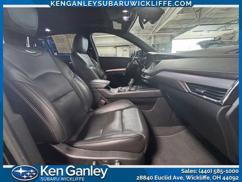 Used 2019 Cadillac XT4 Premium Luxury FWD image 29