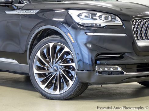 Used 2021 Lincoln Aviator Reserve w/ Equipment Group 202A AWD/4WD image 4