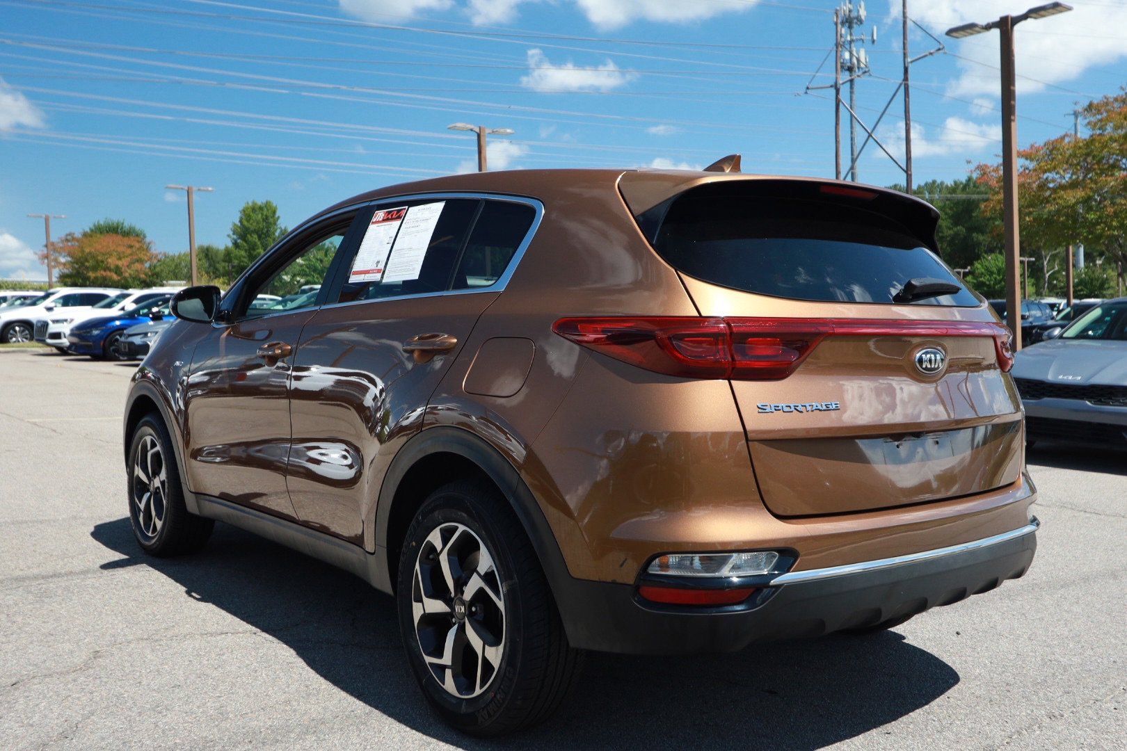 Used 2021 Kia Sportage LX w/ LX AWD Popular Package image 3