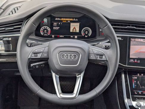 Used 2023 Audi Q7 3.0T Prestige AWD/4WD image 17