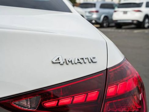 Used 2025 Mercedes-Benz C 300 4MATIC Sedan image 8
