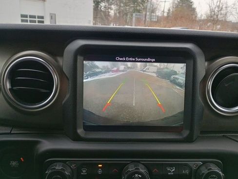 Used 2019 Jeep Wrangler Unlimited Rubicon image 33