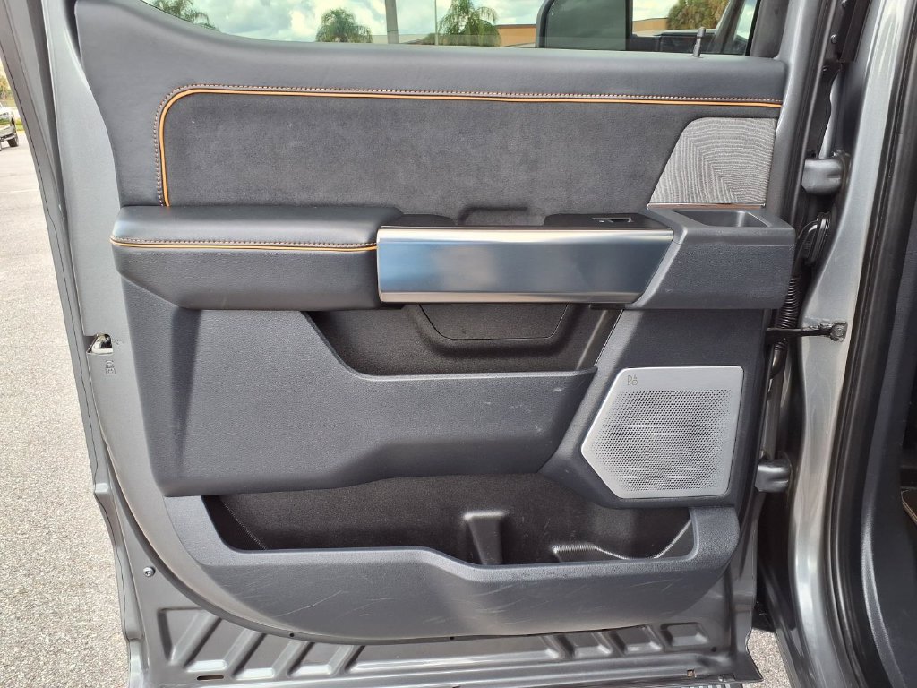 Used 2024 Ford F250 Platinum AWD/4WD image 22