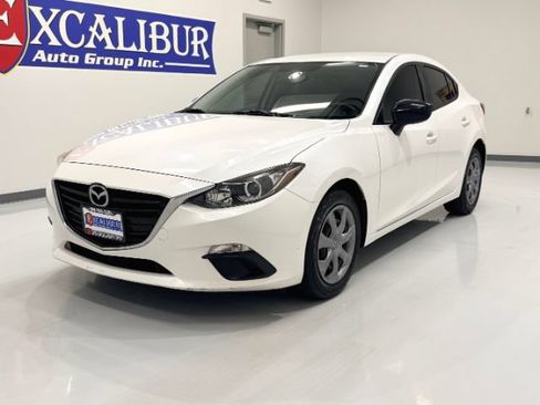Used 2015 MAZDA MAZDA3 i SV FWD image 9