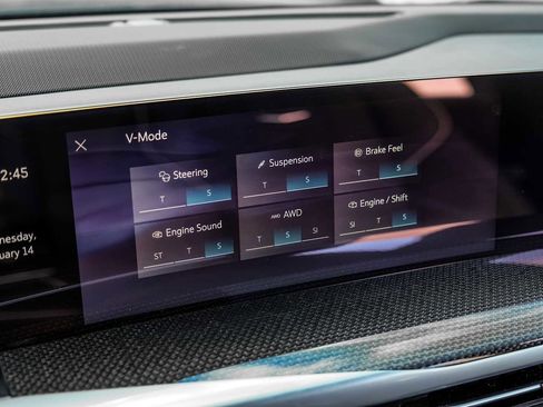 Used 2025 Cadillac Escalade V w/ LPO, Floor Liner Package image 34