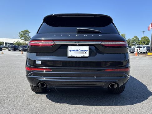 Used 2023 Lincoln Corsair Reserve w/ Equipment Group 201A FWD image 9