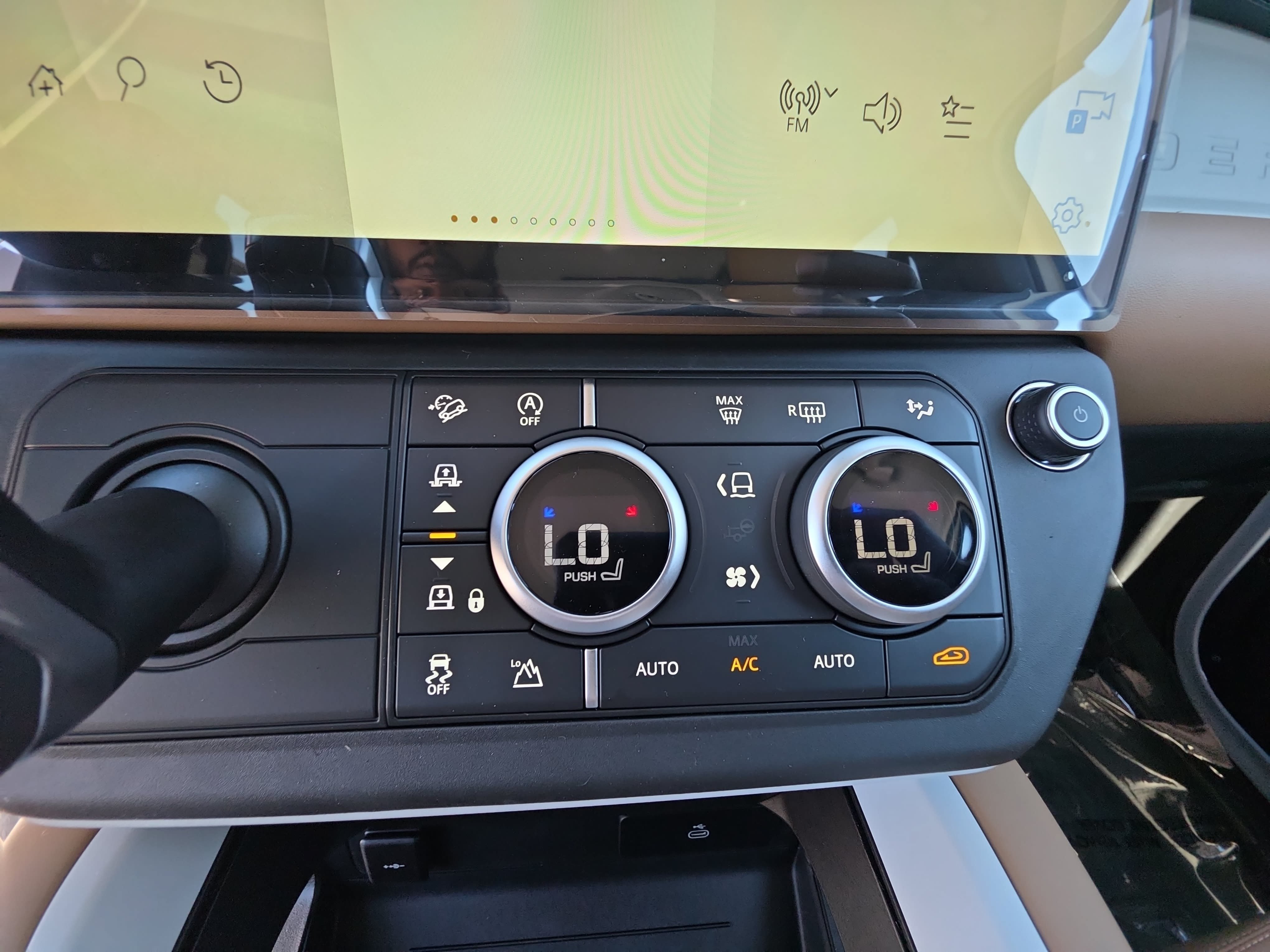 New 2026 Land Rover Defender 110 S AWD/4WD image 20