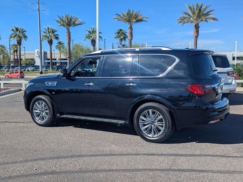 Used 2018 INFINITI QX80 Limited w/ All Season Package image 4
