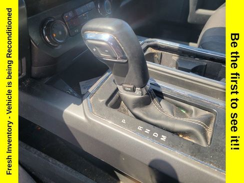 Used 2019 Ford F150 XLT w/ Equipment Group 302A Luxury AWD/4WD image 23