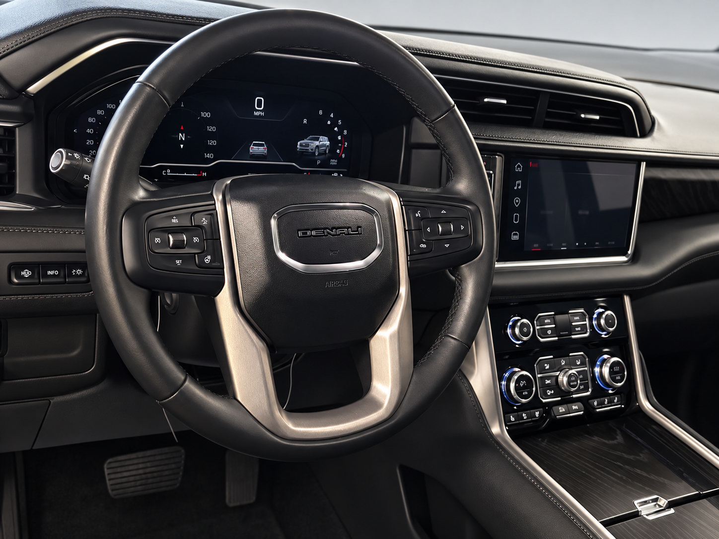 Used 2023 GMC Yukon XL Denali AWD/4WD image 5