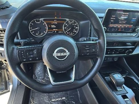 Certified 2024 Nissan Rogue S image 18