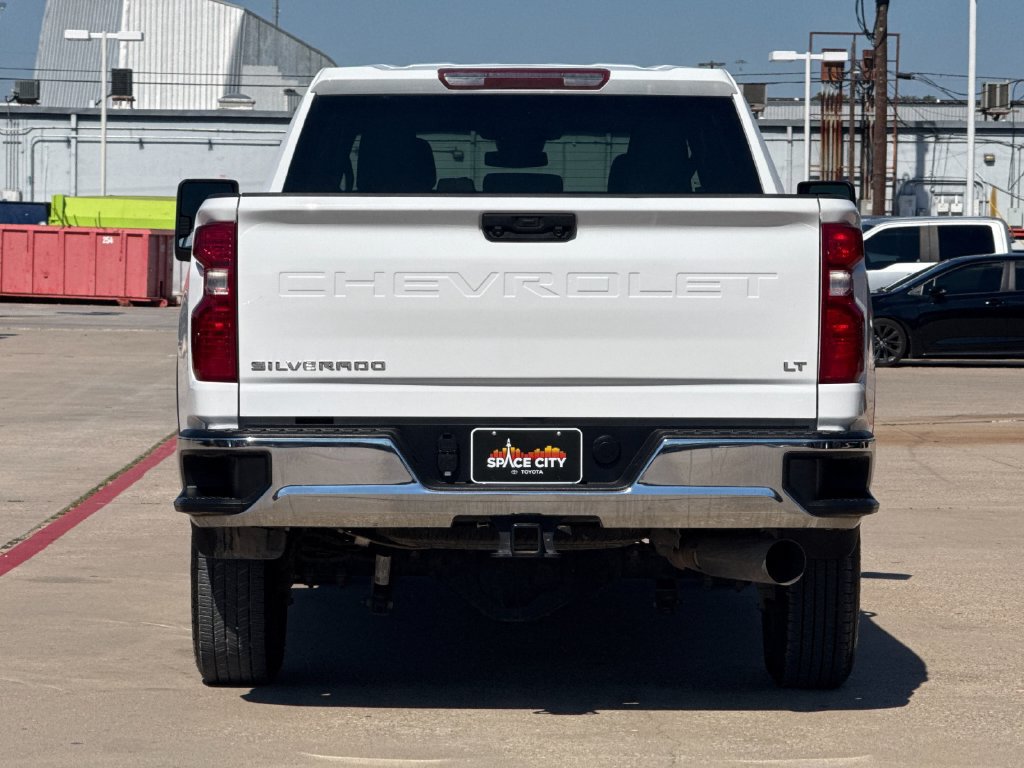 Used 2025 Chevrolet Silverado 2500 LT w/ Convenience Package AWD/4WD image 5