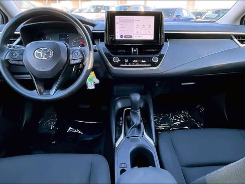 Used 2024 Toyota Corolla LE image 14