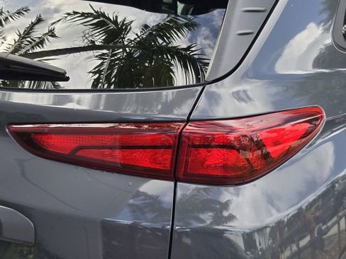 Used 2023 Hyundai Kona SEL FWD image 7