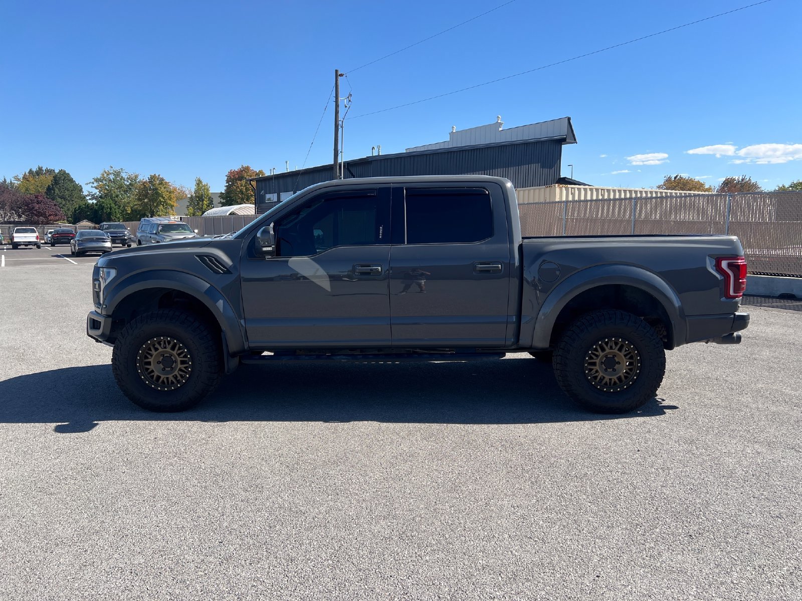 Used 2018 Ford F150 Raptor w/ Equipment Group 802A Luxury AWD/4WD image 6