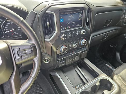Used 2020 GMC Sierra 1500 AT4 w/ AT4 Premium Package AWD/4WD image 22