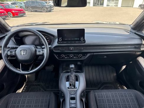 Used 2024 Honda HR-V Sport image 13