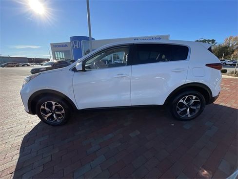Used 2020 Kia Sportage LX image 31