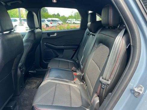 Used 2024 Ford Escape ST-Line w/ Tech Pack #1 AWD/4WD image 17