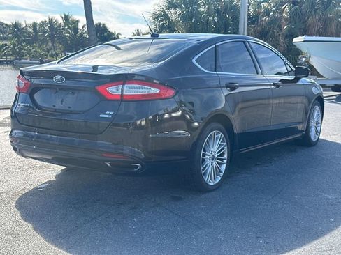 Used 2016 Ford Fusion SE w/ Equipment Group 202A image 5