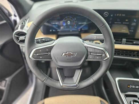 New 2026 Chevrolet Equinox ACTIV w/ Convenience Package III image 25