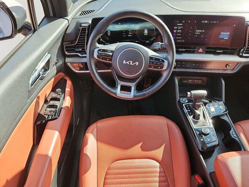 Used 2023 Kia Sportage SX image 12