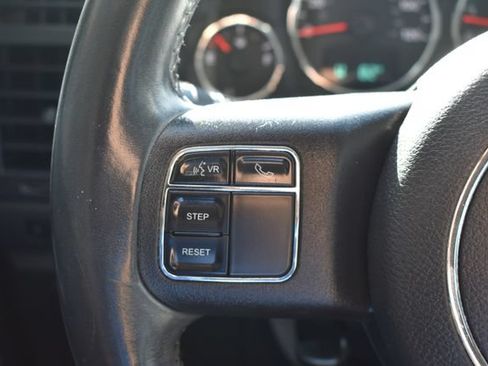 Used 2012 Jeep Liberty Sport AWD/4WD image 21