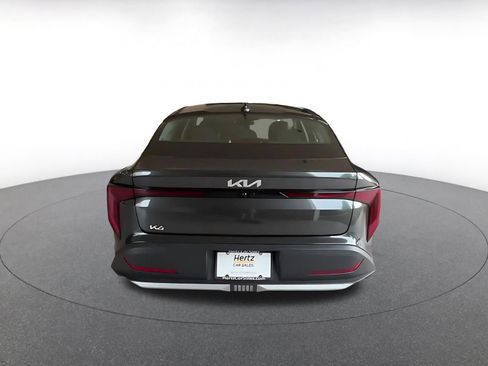 Used 2025 Kia K4 LXS FWD image 12