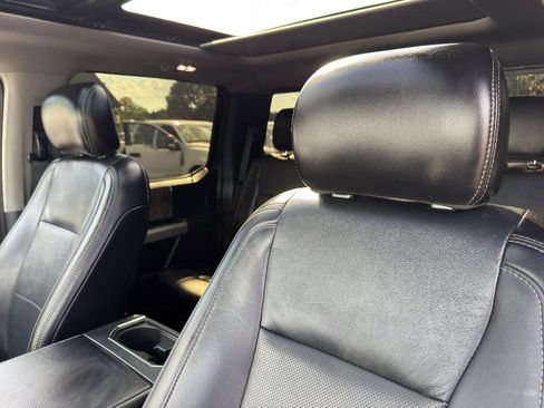 Used 2019 Ford F250 Lariat w/ Lariat Ultimate Package image 13