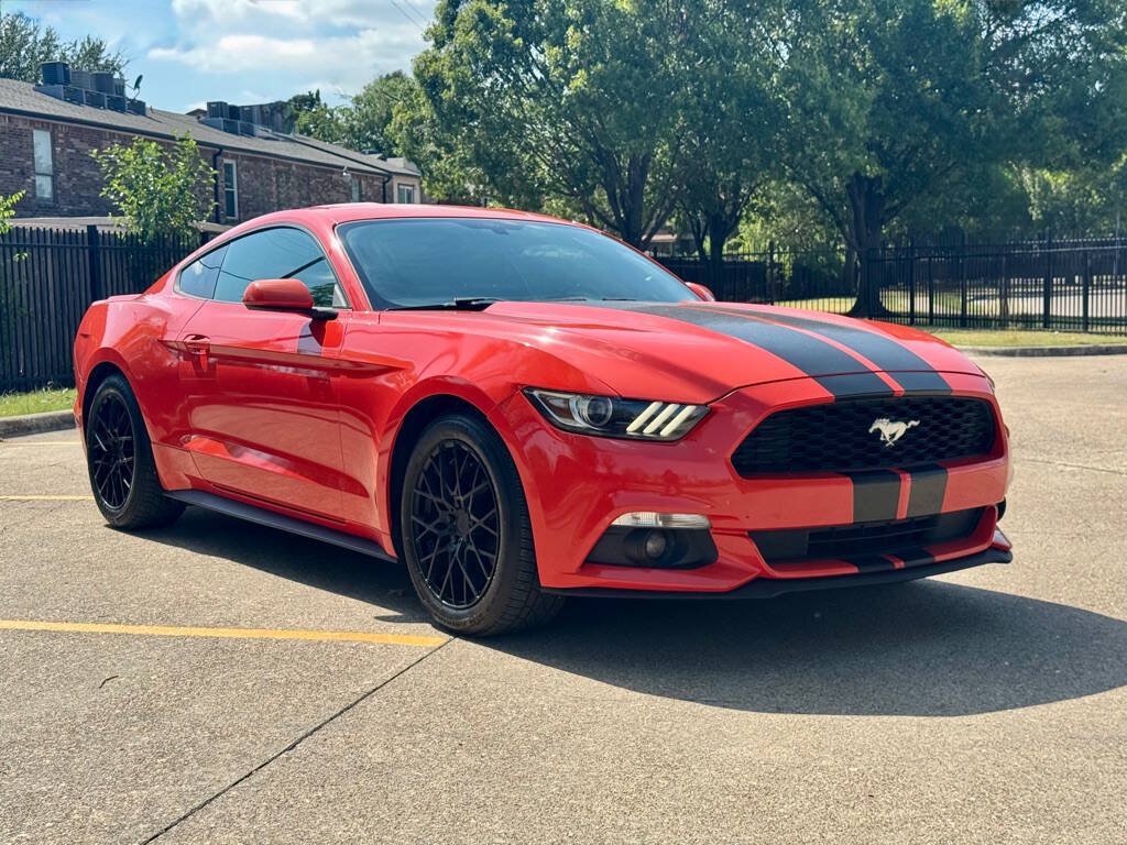 Used 2016 Ford Mustang Coupe w/ Equipment Group 051A RWD image 3