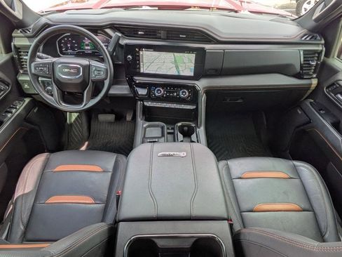 Used 2024 GMC Sierra 2500 AT4 w/ AT4 Premium Plus Package image 17