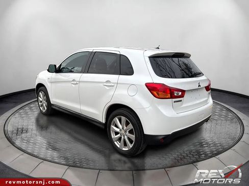 Used 2013 Mitsubishi Outlander Sport ES image 3