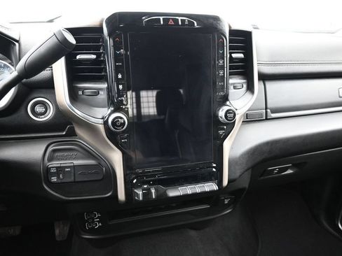 Used 2024 RAM 2500 Laramie AWD/4WD image 15