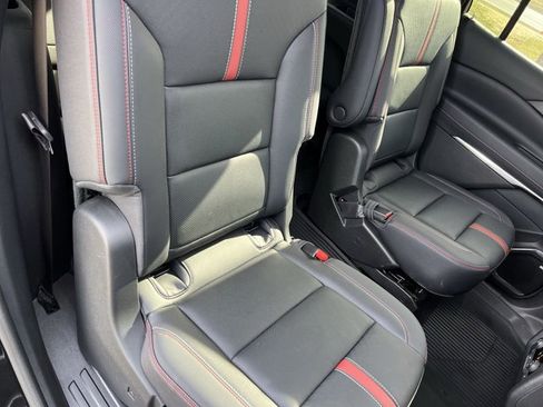 Used 2026 Chevrolet Traverse RS w/ LPO, Floor Liner Package image 28