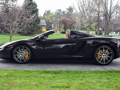 Used 2013 McLaren MP4-12C Spider RWD image 3