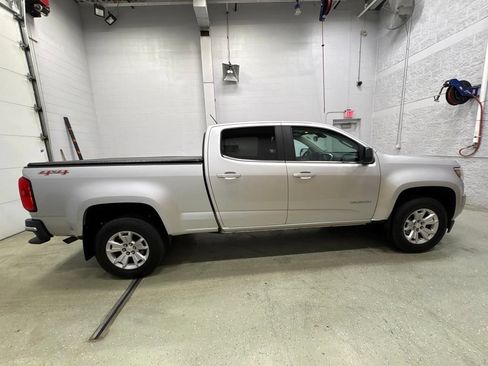 Used 2018 Chevrolet Colorado LT w/ LT Convenience Package AWD/4WD image 3