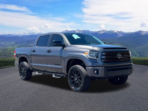 Used 2021 Toyota Tundra Limited w/ Limited Premium Package AWD/4WD image 8