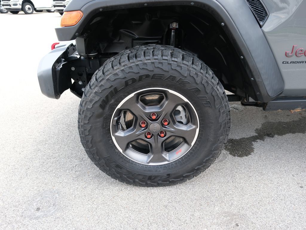 Used 2023 Jeep Gladiator Rubicon w/ Cold Weather Group AWD/4WD image 13